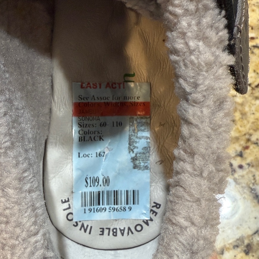 Jambu Sonoma velcro strap slip on shoes - Picture 5 of 7